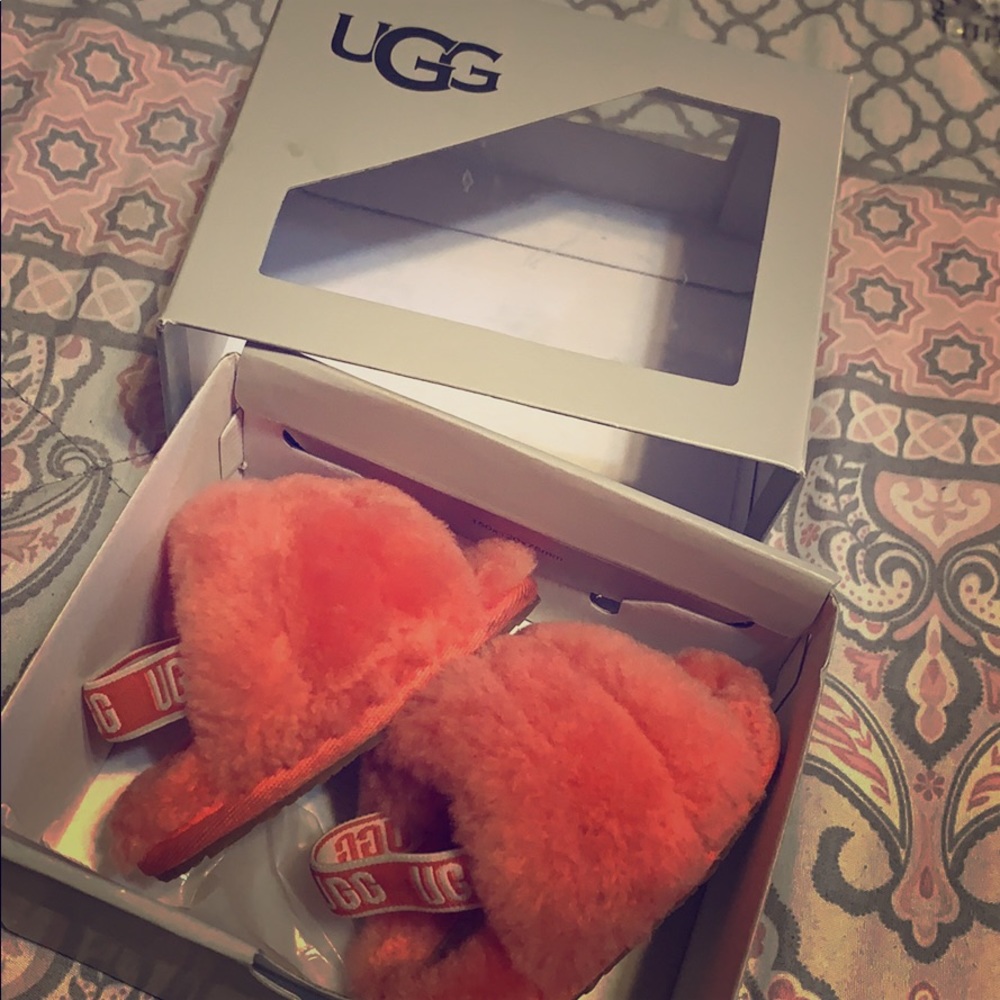 Pink Baby ugg slides gently worn size 0-6 months